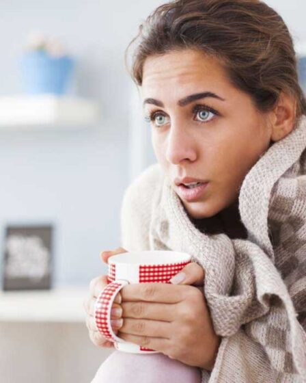 لماذا تشعر المرأة بالبرد أكثر من الرجل ؟